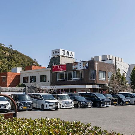 Hotel Tabist Kotohikisou Kanonji Esterno foto