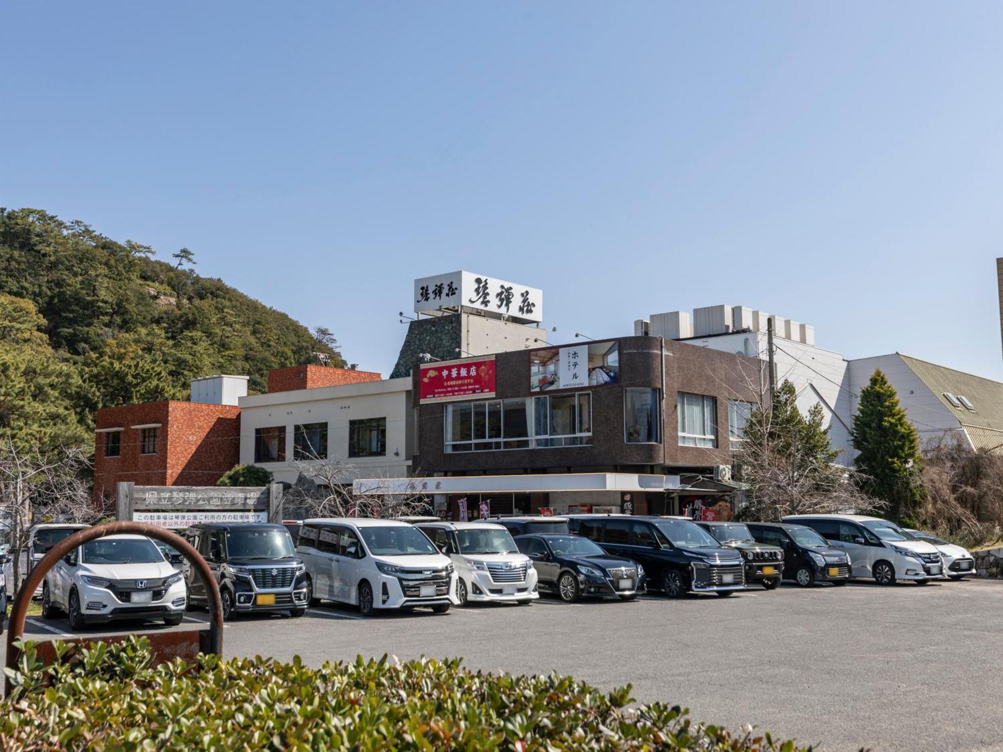 Hotel Tabist Kotohikisou Kanonji Esterno foto